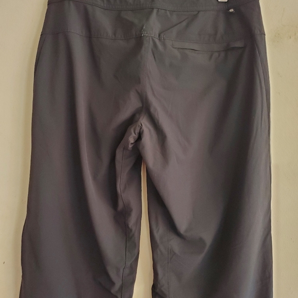 Mountain  Hard wear women's outdoor pant size 6/32. - Picture 6 of 7